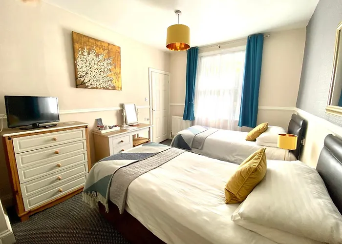 Buckingham Lodge Guest House